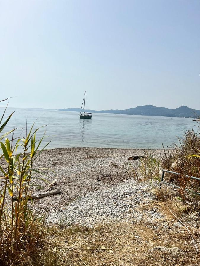 Lithino Apartments - 5Min From The Beach Agios Ioannis Peristerion Exteriér fotografie