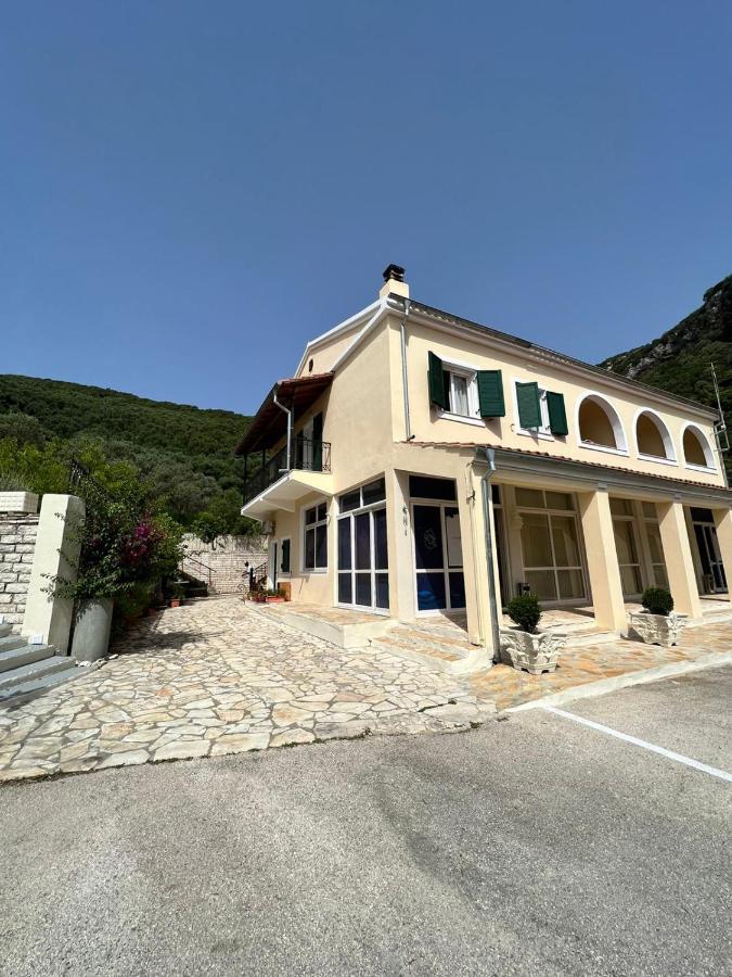 Lithino Apartments - 5Min From The Beach Agios Ioannis Peristerion Exteriér fotografie