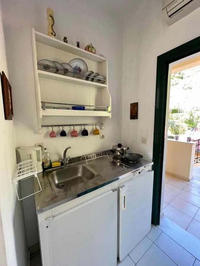 Lithino Apartments - 5Min From The Beach Agios Ioannis Peristerion Exteriér fotografie